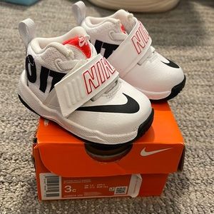 Nike baby sneakers brand new